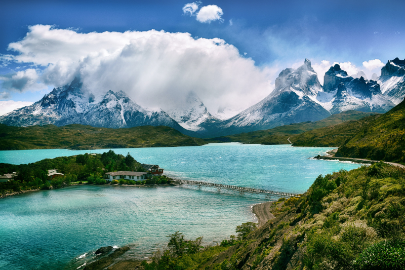 Rivages des Andes, de plages et de glaciers